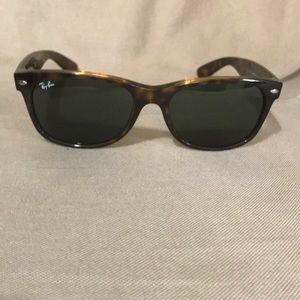 Ray Ban Wayfarer Sunglasses